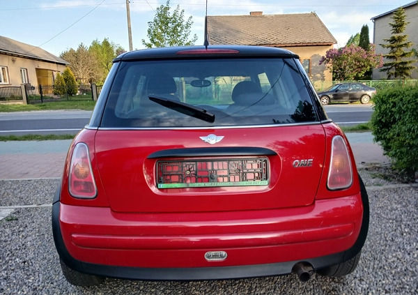 MINI ONE cena 12400 przebieg: 175000, rok produkcji 2004 z Zawiercie małe 121